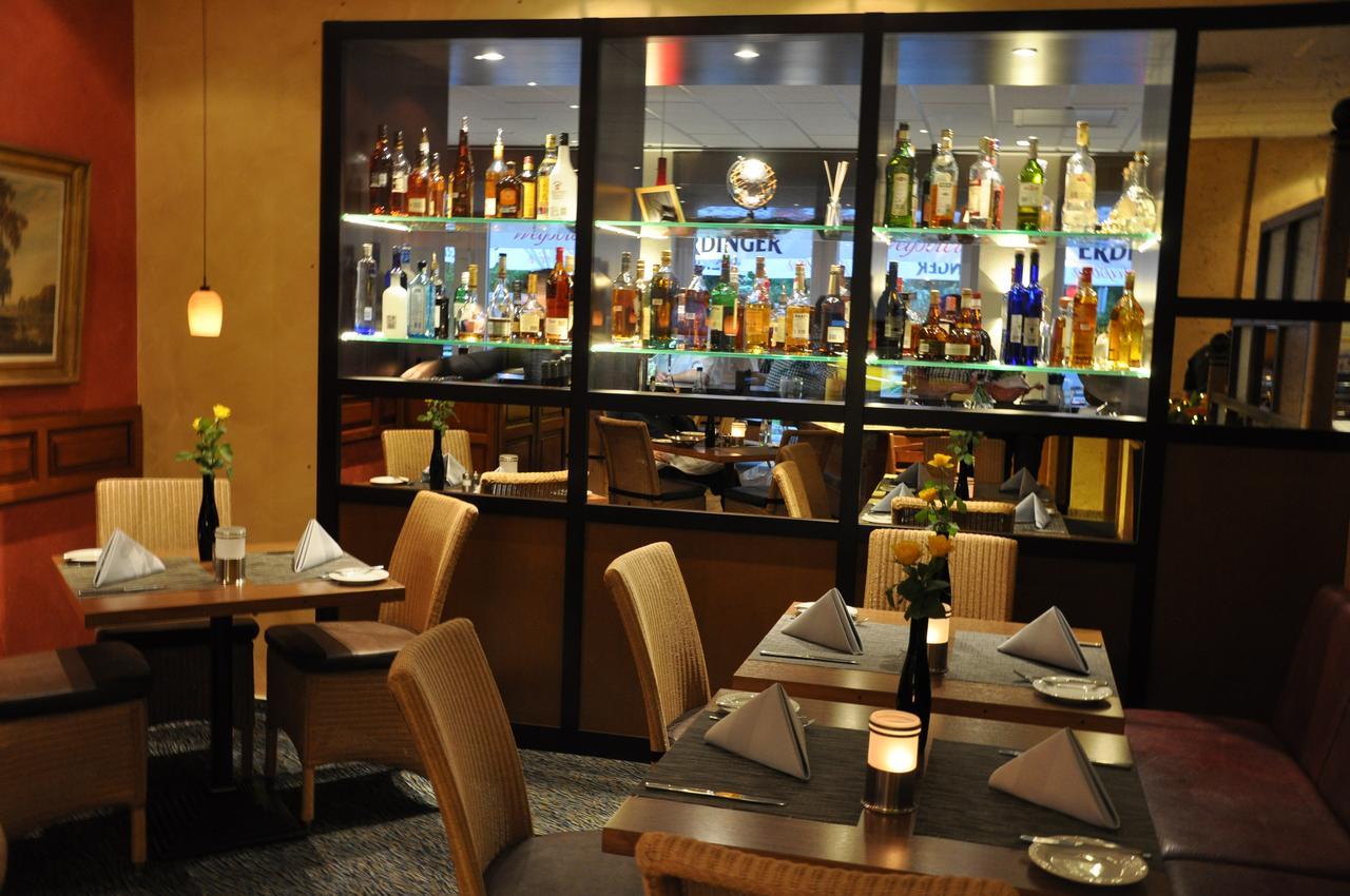 Hotel Merkur 兰施图尔 外观 照片